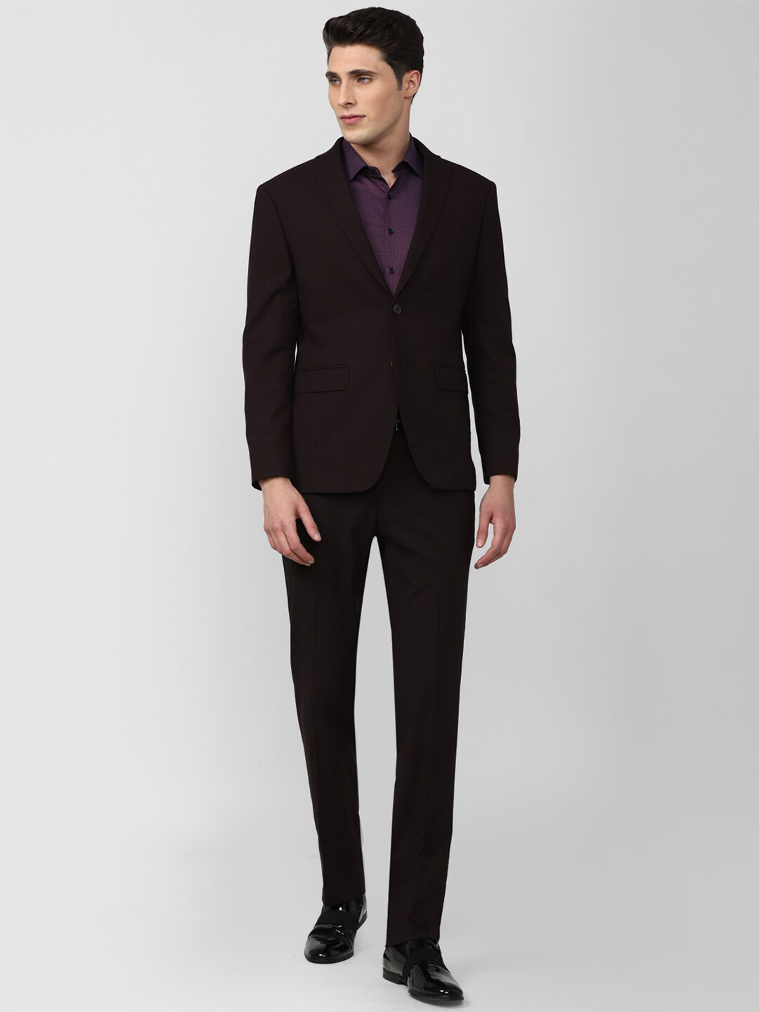 Peter England Elite Men 2 Piece Black Single Breasted Slim Fit Formal Suit