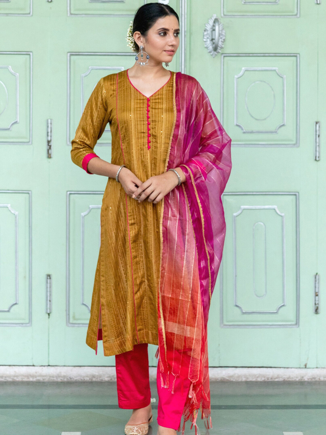 MYAARA Women Olive Green Thread Work Kurta with Trousers & With Dupatta
