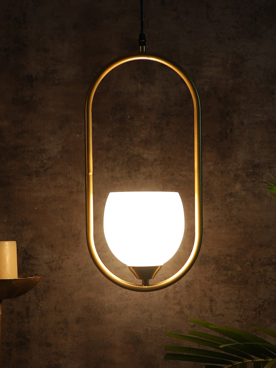 MFD HOME FURNISHING Gold-Toned Cutdoom Capsule Ceiling Lamp