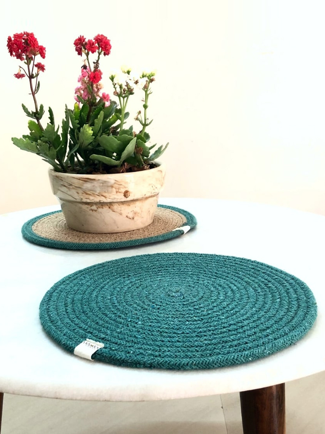 JASMEY HOMES Teal Blue & Beige Set of 2 Textured Round Cotton Table Placemats