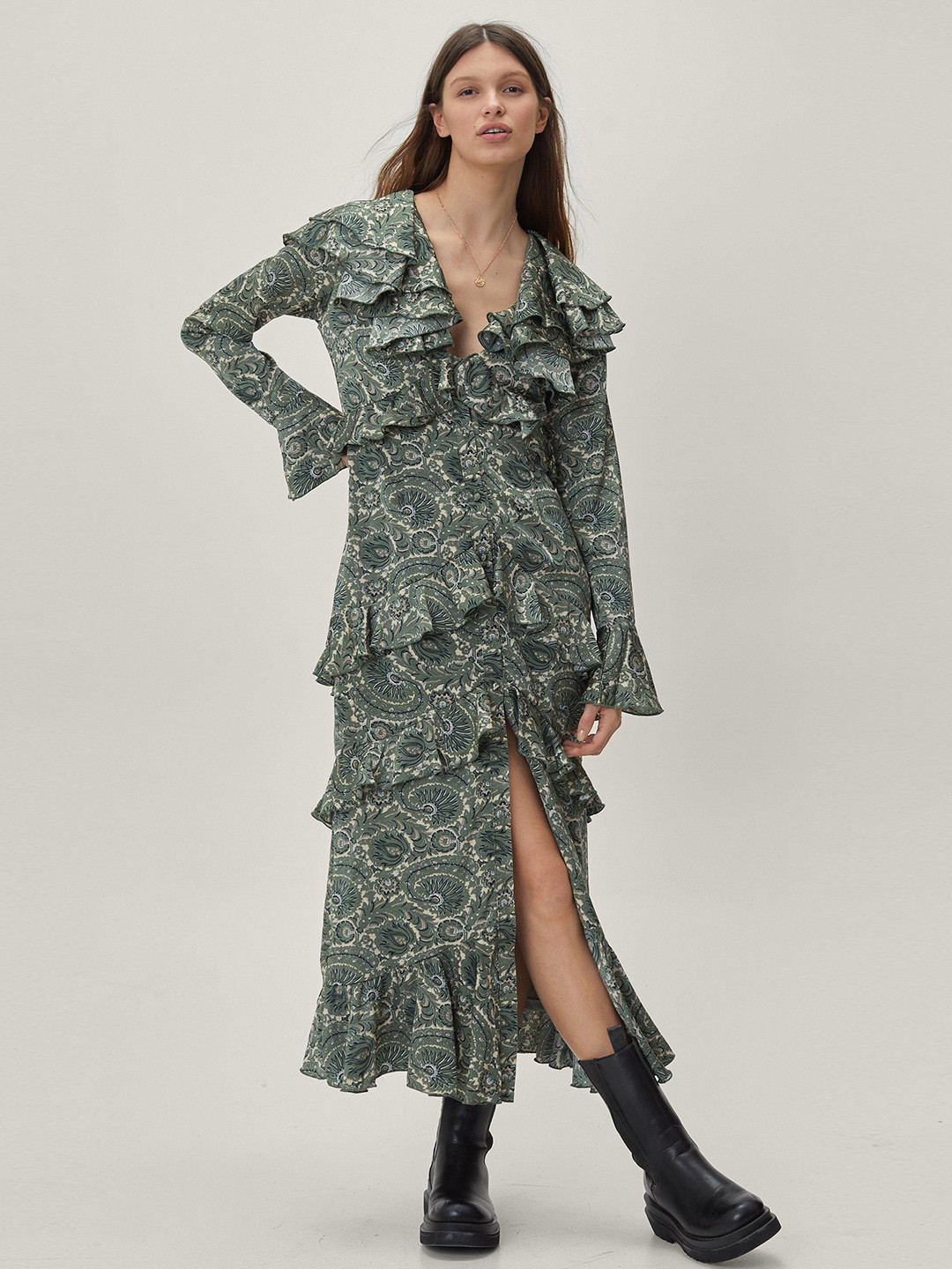 NASTY GAL Paisley Frill Detail Motifs A-Line Maxi Dress