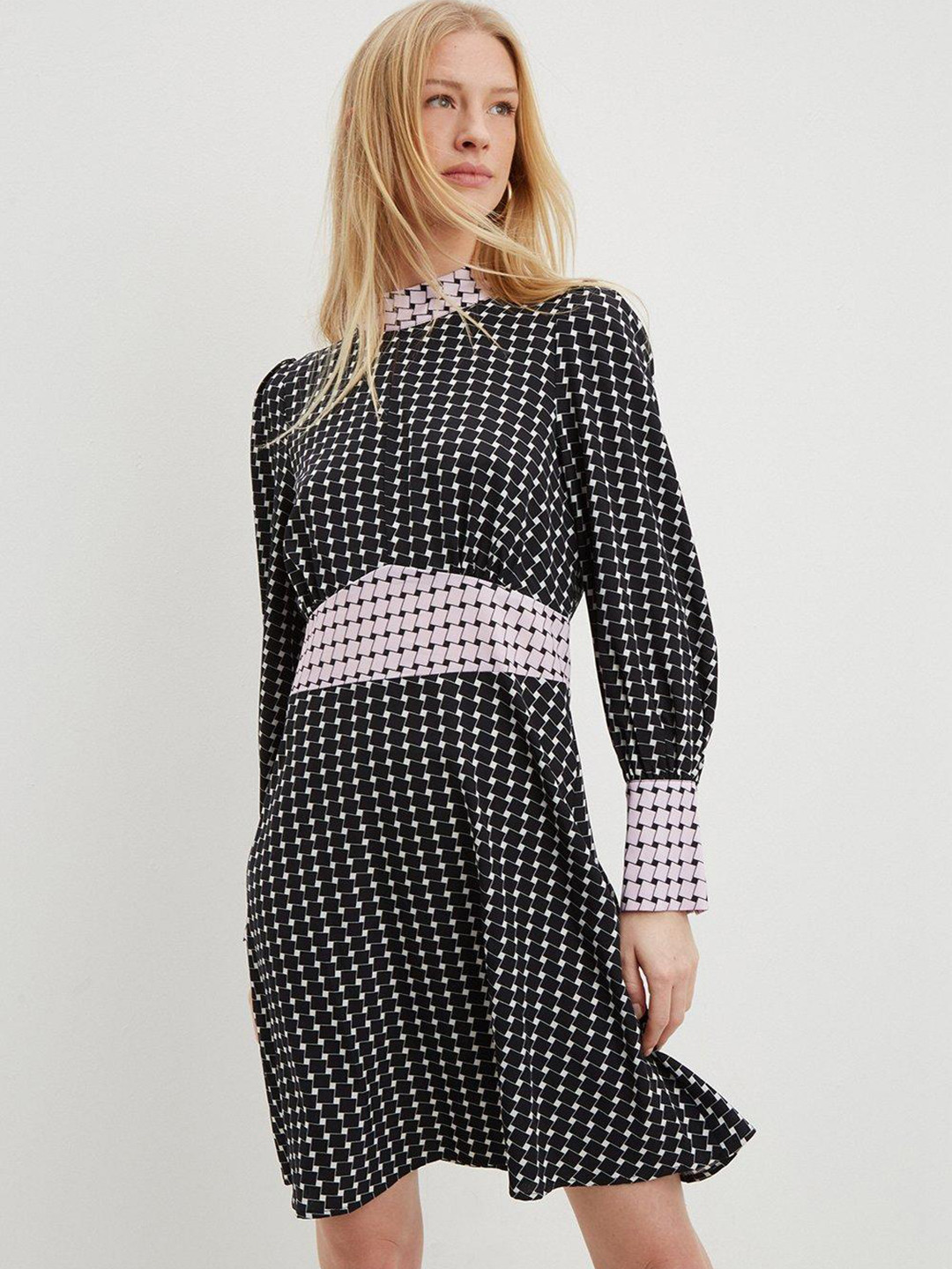 DOROTHY PERKINS Black & Off White Geometric Print A-Line Mini Dress