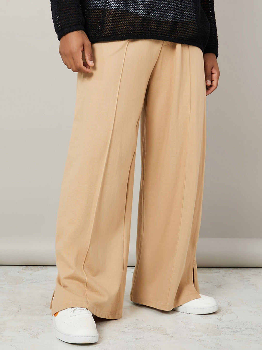 Styli Men Wide Leg Jogger with Split Hem