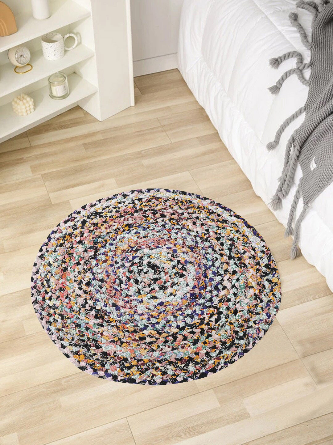 Oxolloxo Audrey Black & Purple  Woven Design Round Cotton Floor Mats