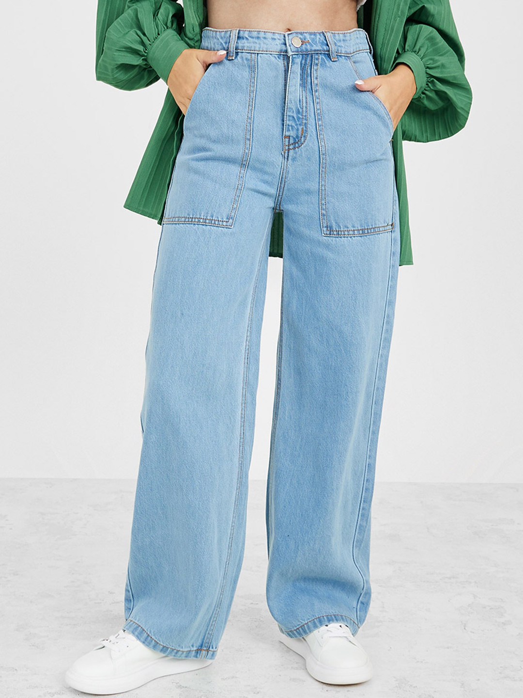 Styli Women Wide Leg Denim Jeans with Pocket Detail