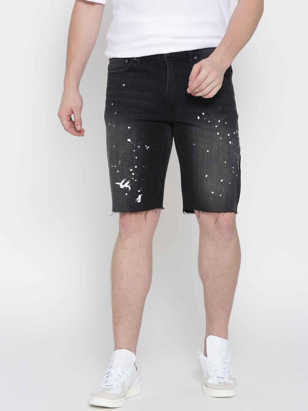 Buy FOREVER 21 Men Black Washed Regular Fit Denim Shorts Shorts for Men 2100108 Myntra