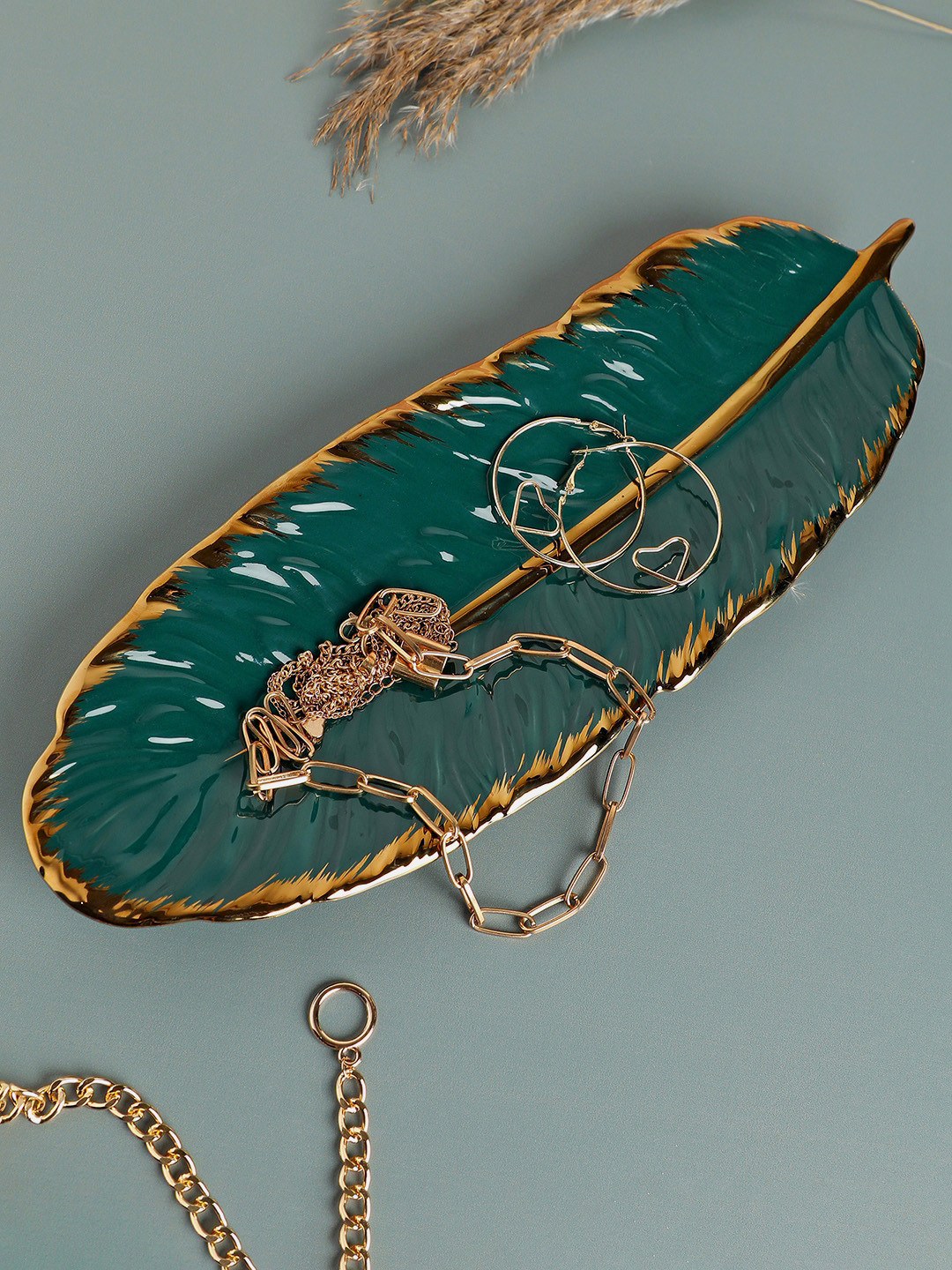 Bonhomie Leaf Tray Green Ceramic Glossy Living Room Small Showpiece - 1.2 Inches