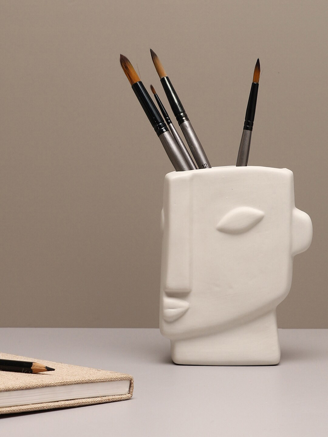 Bonhomie White Solid Face Shaped Minimalistic Ceramic Vase