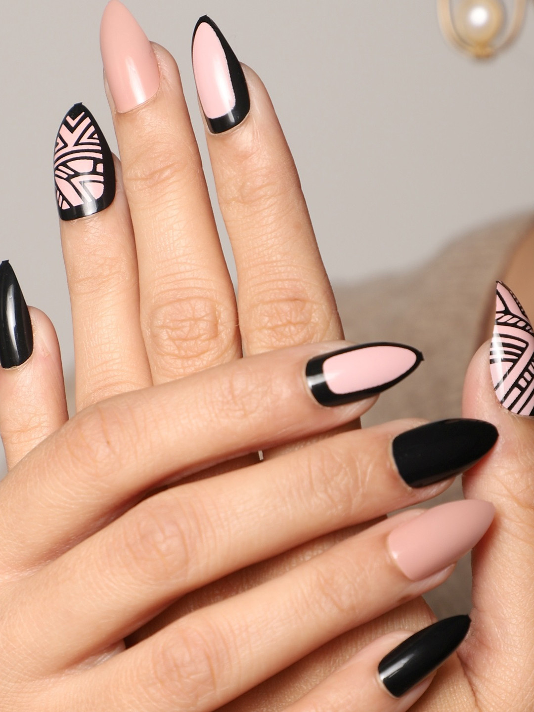 LICK 12 Pcs Classic Nude Artificial Reusable Press On Nails With Application Kit