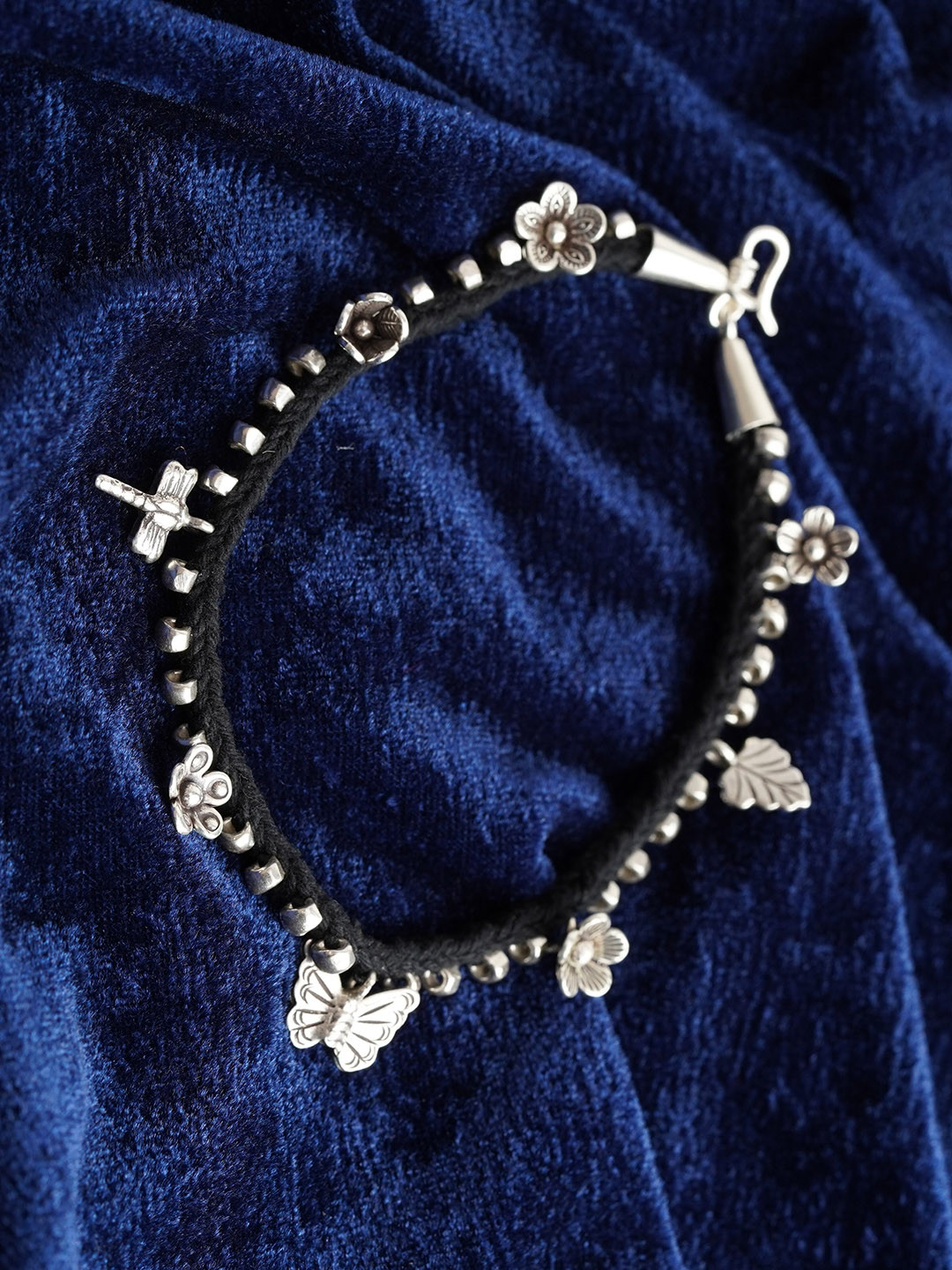 Arte Jewels Women Black & Silver 92.5 Silver Anklet