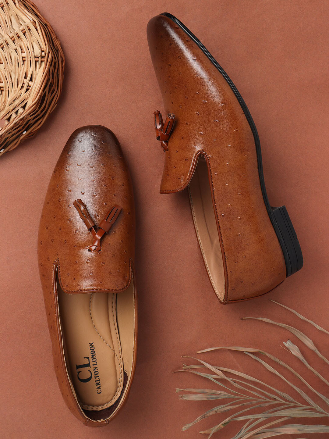 Carlton London Men Printed Slip-On Sneakers