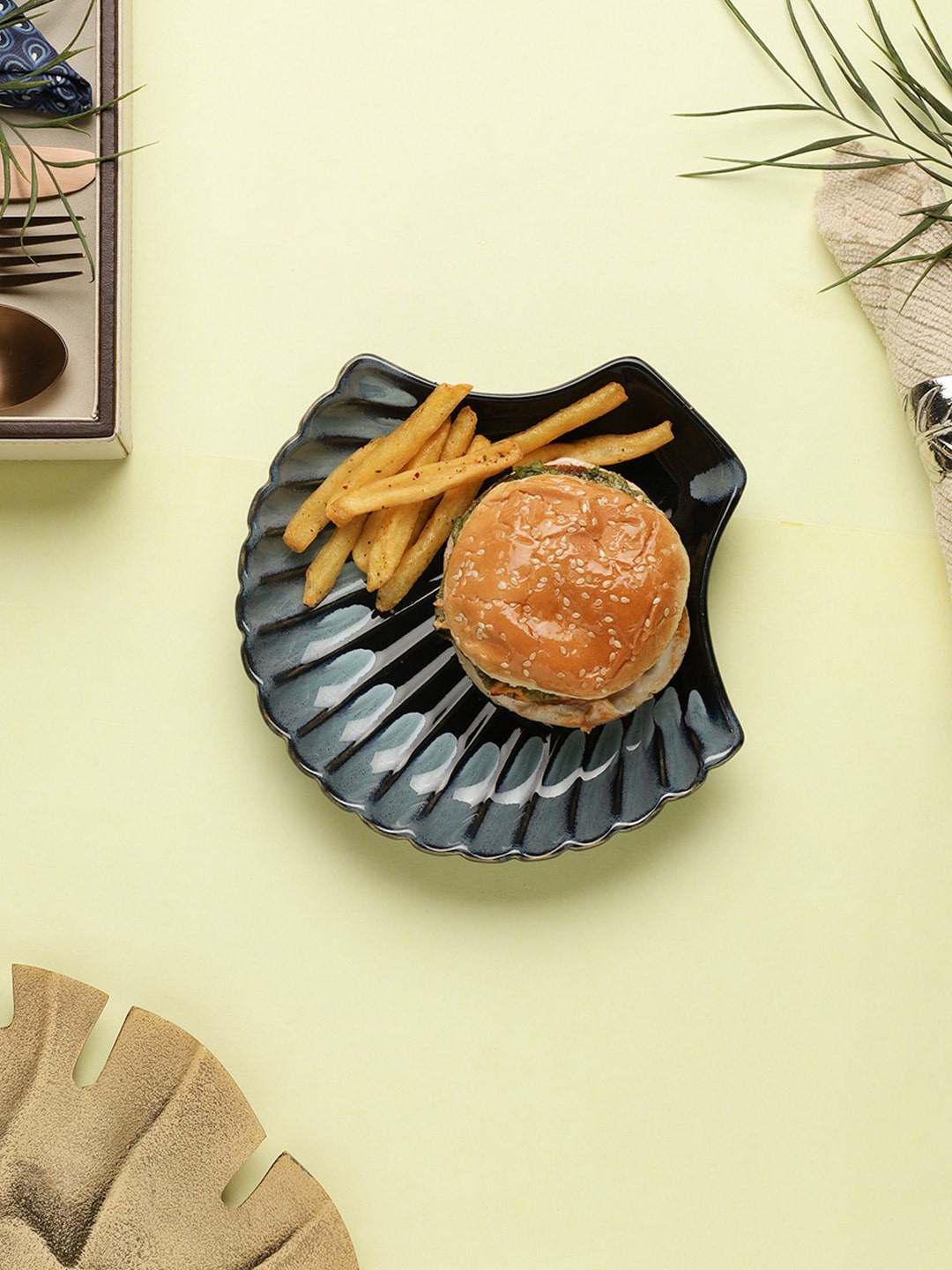 VarEesha Leher Inky Blue Ceramic Large Sea Shell Shape Serving Platter