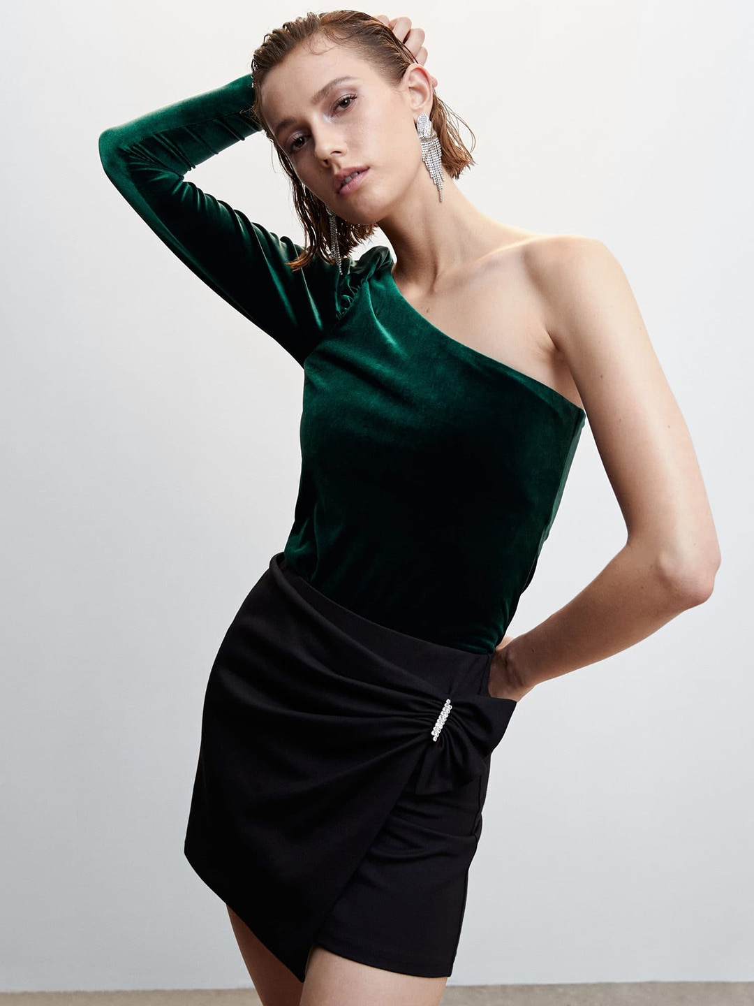 MANGO One-Shoulder Velvet Fitted Top