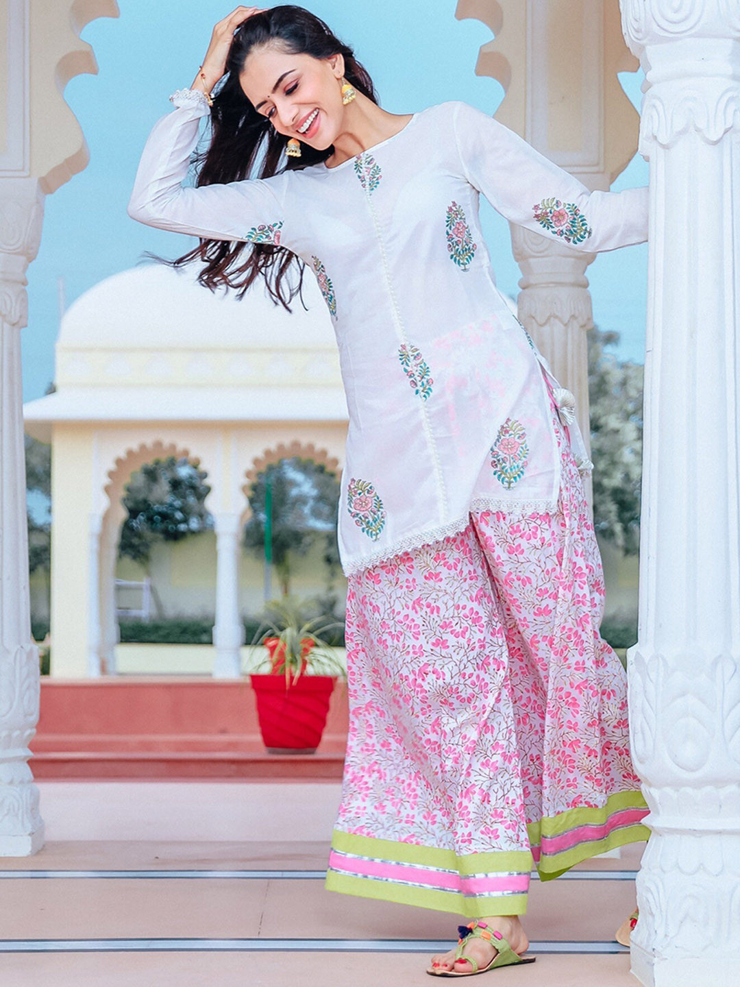 Thread & Button Floral Printed Pure Cotton Kurta with Palazzo