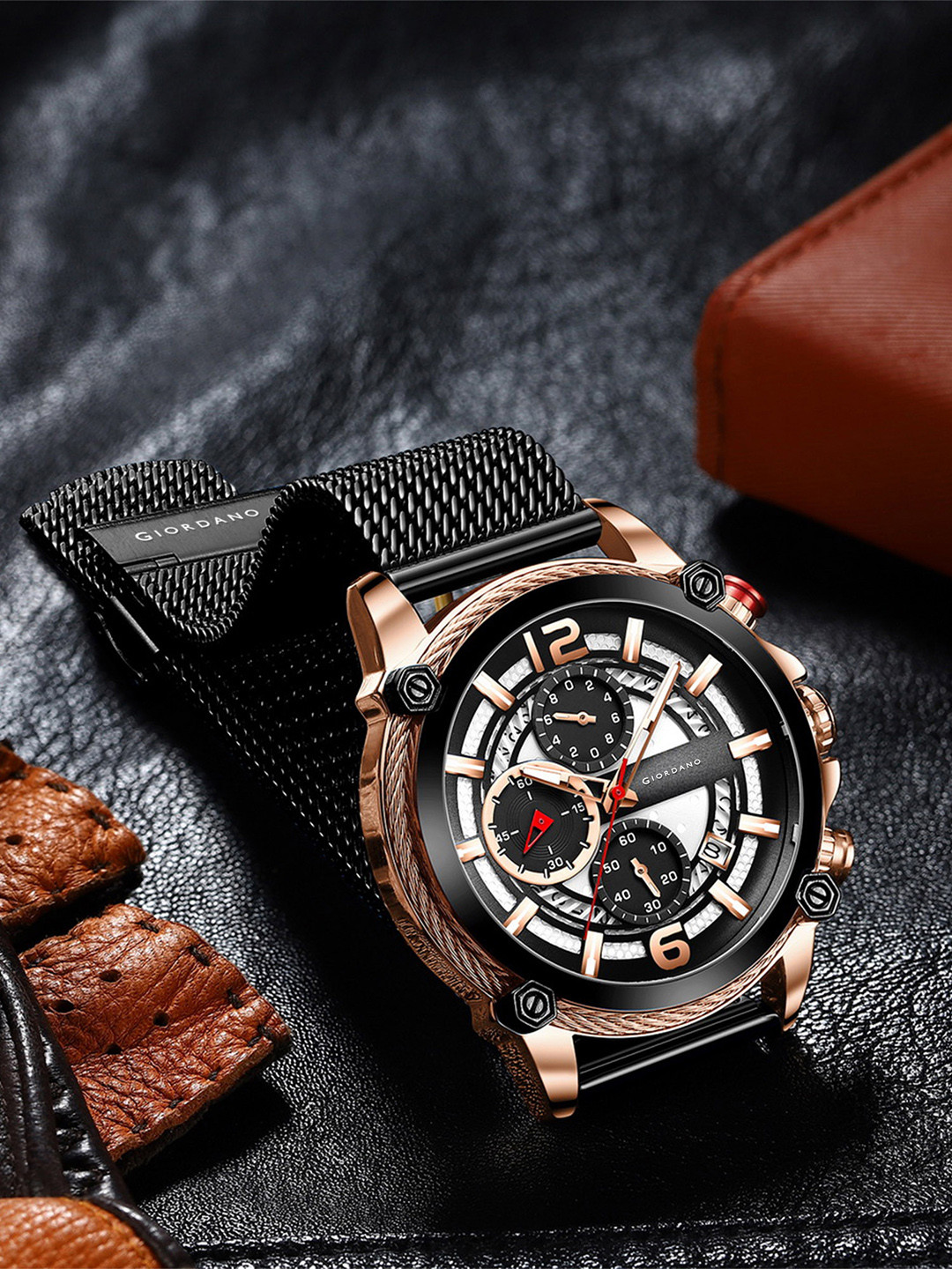 GIORDANO Men Black Dial & Textured Straps Analogue Watch GZ-50039-22