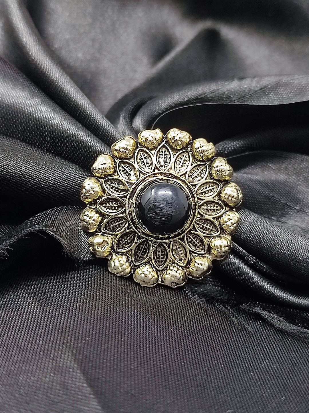 CRAYTON Women Gold-Plated Oxidized Centre Black Stone-Studded Adjustable Finger Ring