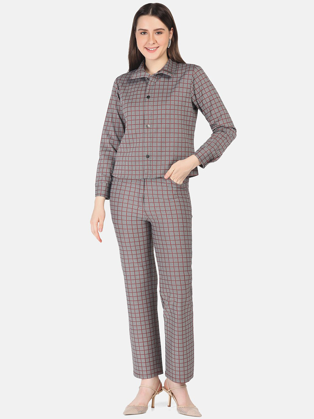 FUTURO Women Red & Black Checked Jacket with Trousers