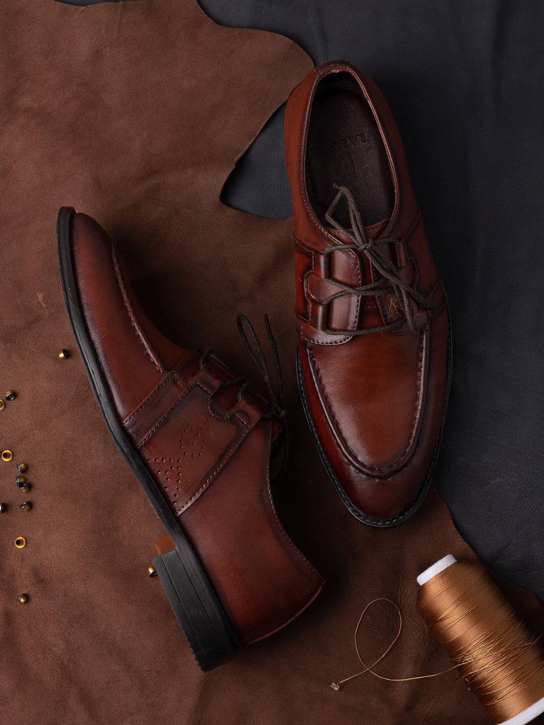 LA BOTTE Men Leather Derbys