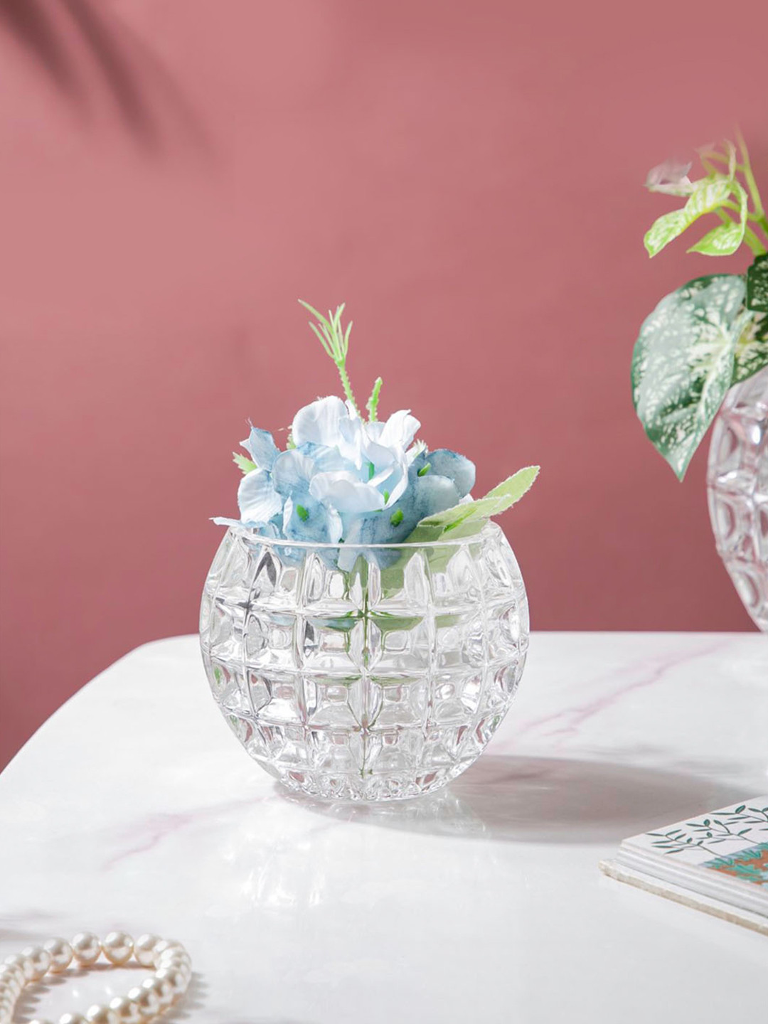 Nestasia Transparent Ornate Crystal Glass Flower Vase