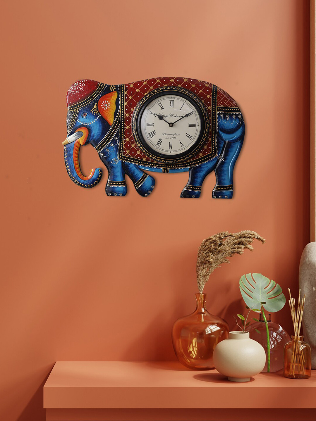 Aapno Rajasthan Printed Animal Shaped Traditional Wall Clock