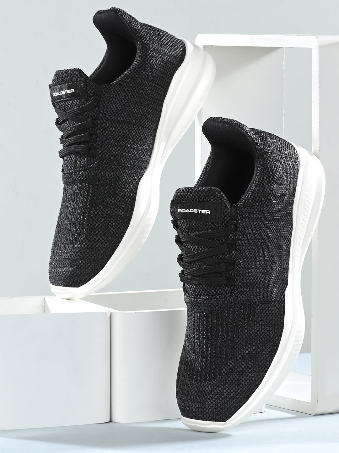 Roadster Men Mesh Air-Max Running Non-Marking Shoes