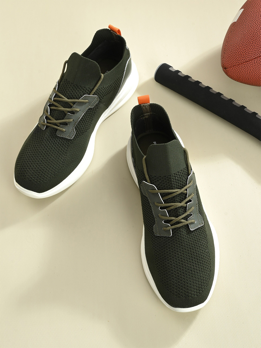 Roadster Men Mesh Lace Up Running Sports Shoes