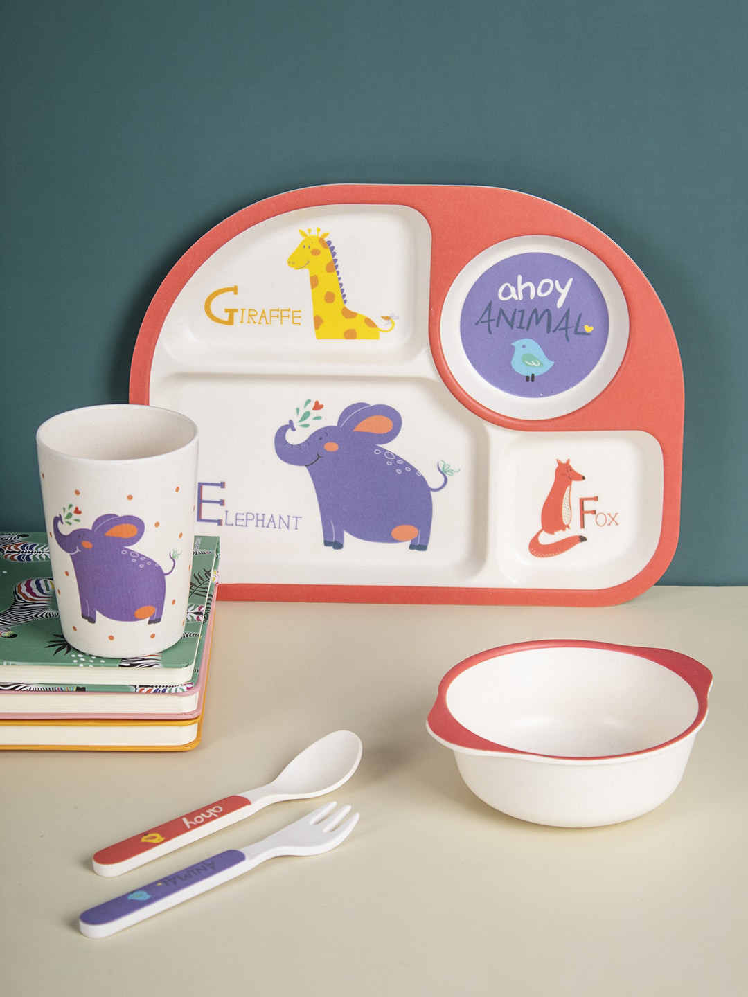 MARKET99  Children's Pastel White Animal Print Plastic Dishwasher Safe 5-Piece Dinner Set