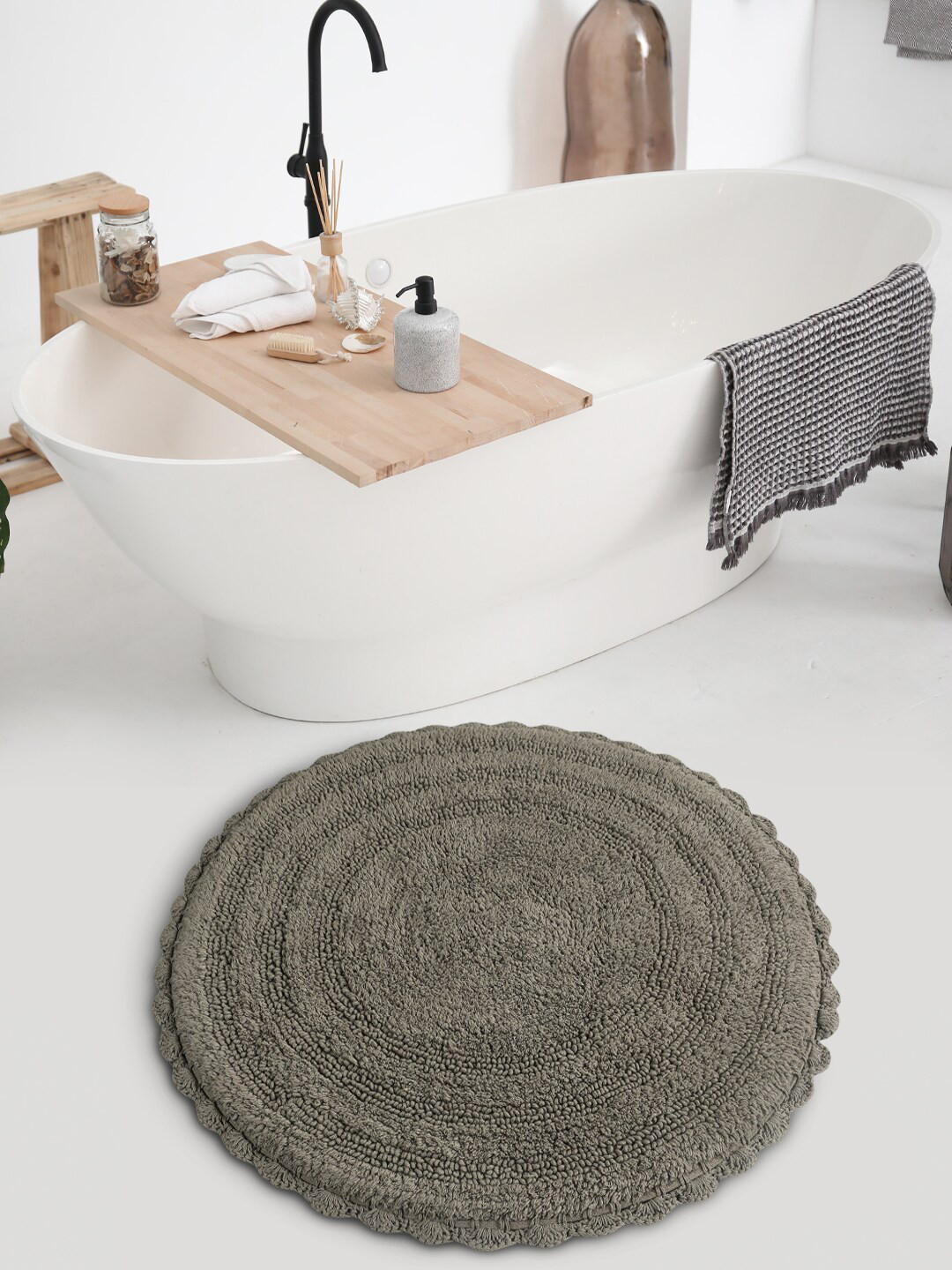SASHAA WORLD 2000 GSM Anti-Skid Bath Rug