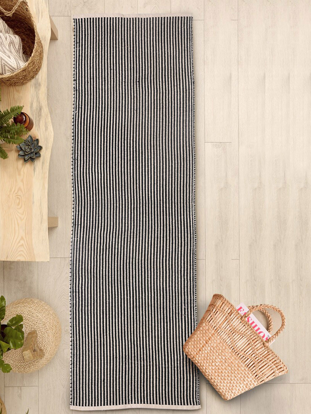 SASHAA WORLD Striped 2000 GSM  Cotton  Bath Rug