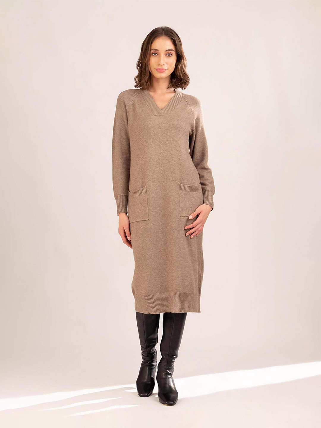 B.Copenhagen V-neck Jumper Dress