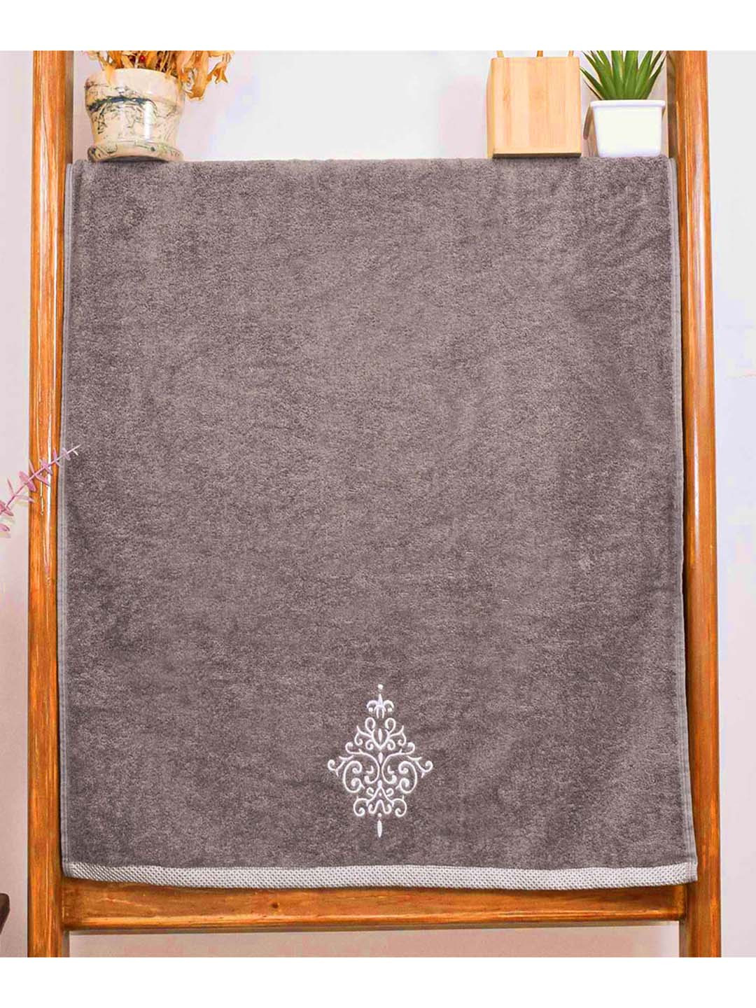 RANGOLI Brown 600 GSM Organic Royal Bamboo Bath Towel