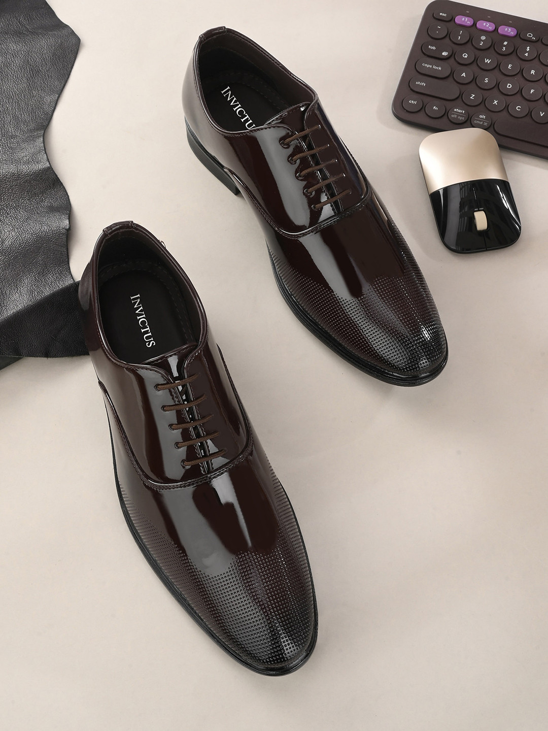 INVICTUS Men Faux Leather Lace-Up Textured Formal Derbys