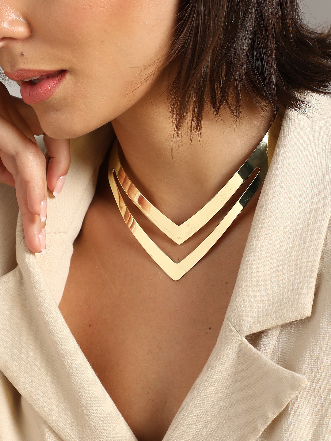 SOHI Gold-Plated Necklace