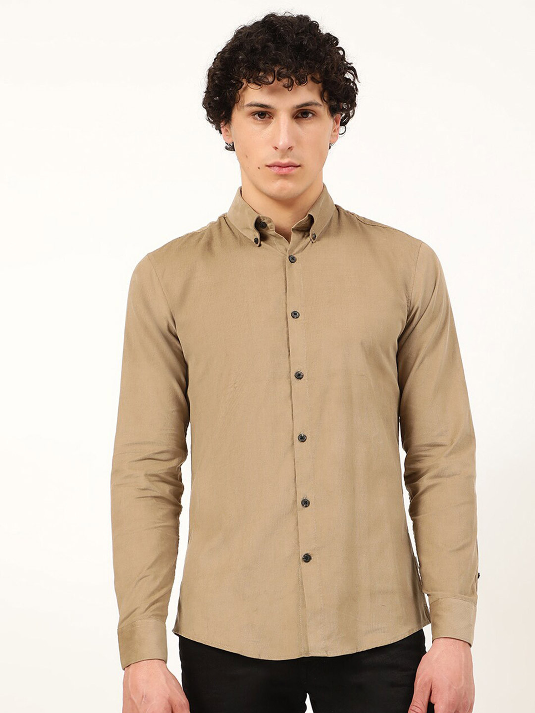 LINDBERGH Men Cream-Coloured Slim Fit Corduroy Casual Shirt