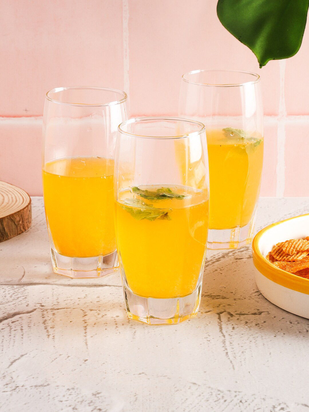 ceradeco Transparent Set Of 6 Hector Shaped Glasses 365 ML Each