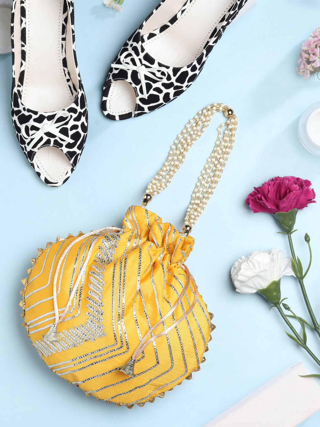 LIKAA Bridal Zig Zag Gota Work Matka Potli