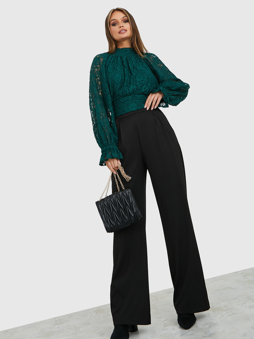 Styli Cinched Waist Puff Sleeve Top