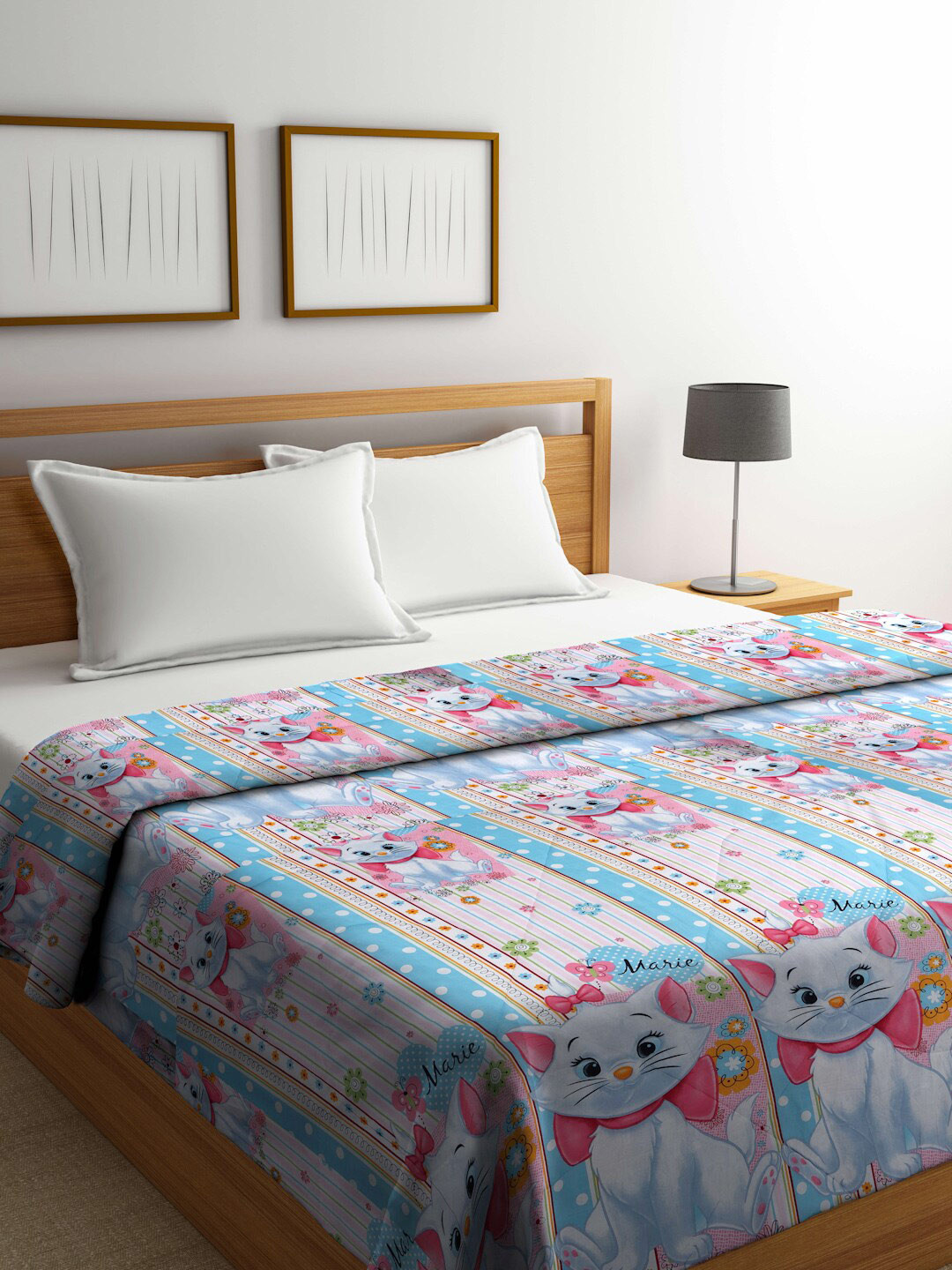 Arrabi White & Blue Cartoon Characters Mild Winter 450 GSM Double Bed Comforter