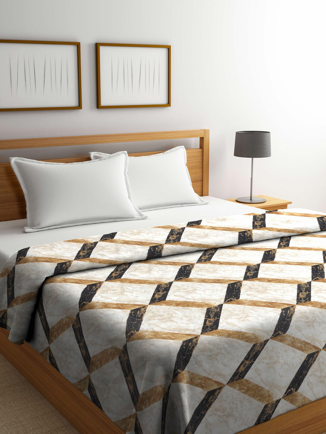 Arrabi Brown & Mustard Geometric Mild Winter 450 GSM Double Bed Comforter
