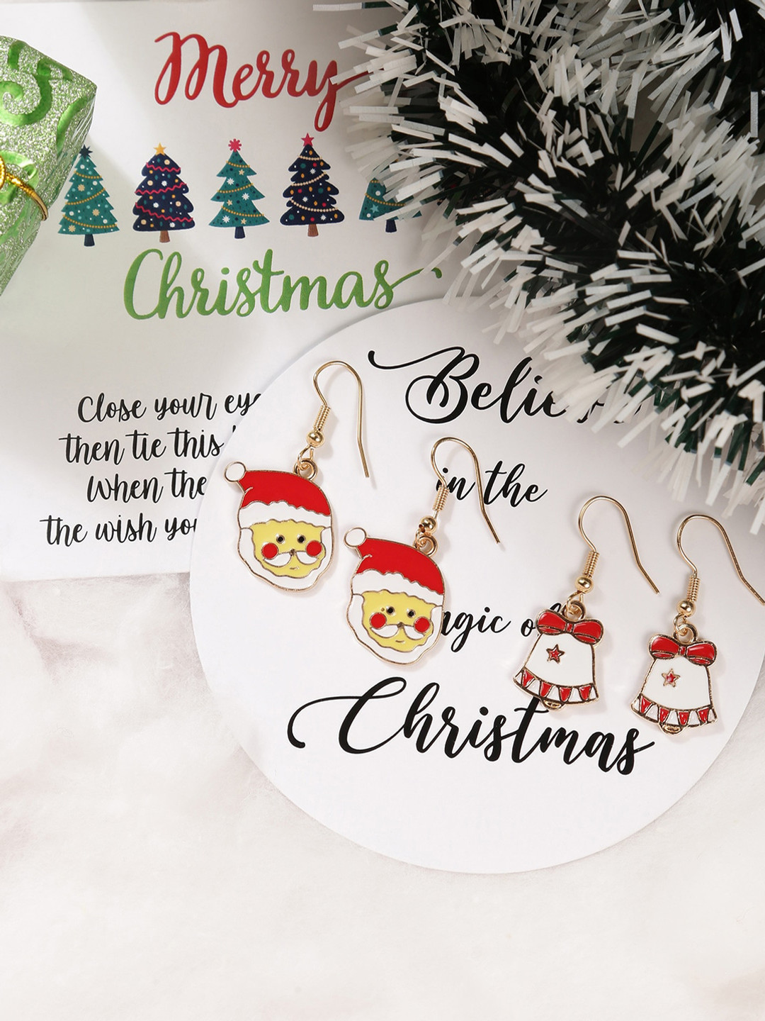 EL REGALO Christmas Red Pack Of 2 Gold Plated Star Shaped Hoop Earrings