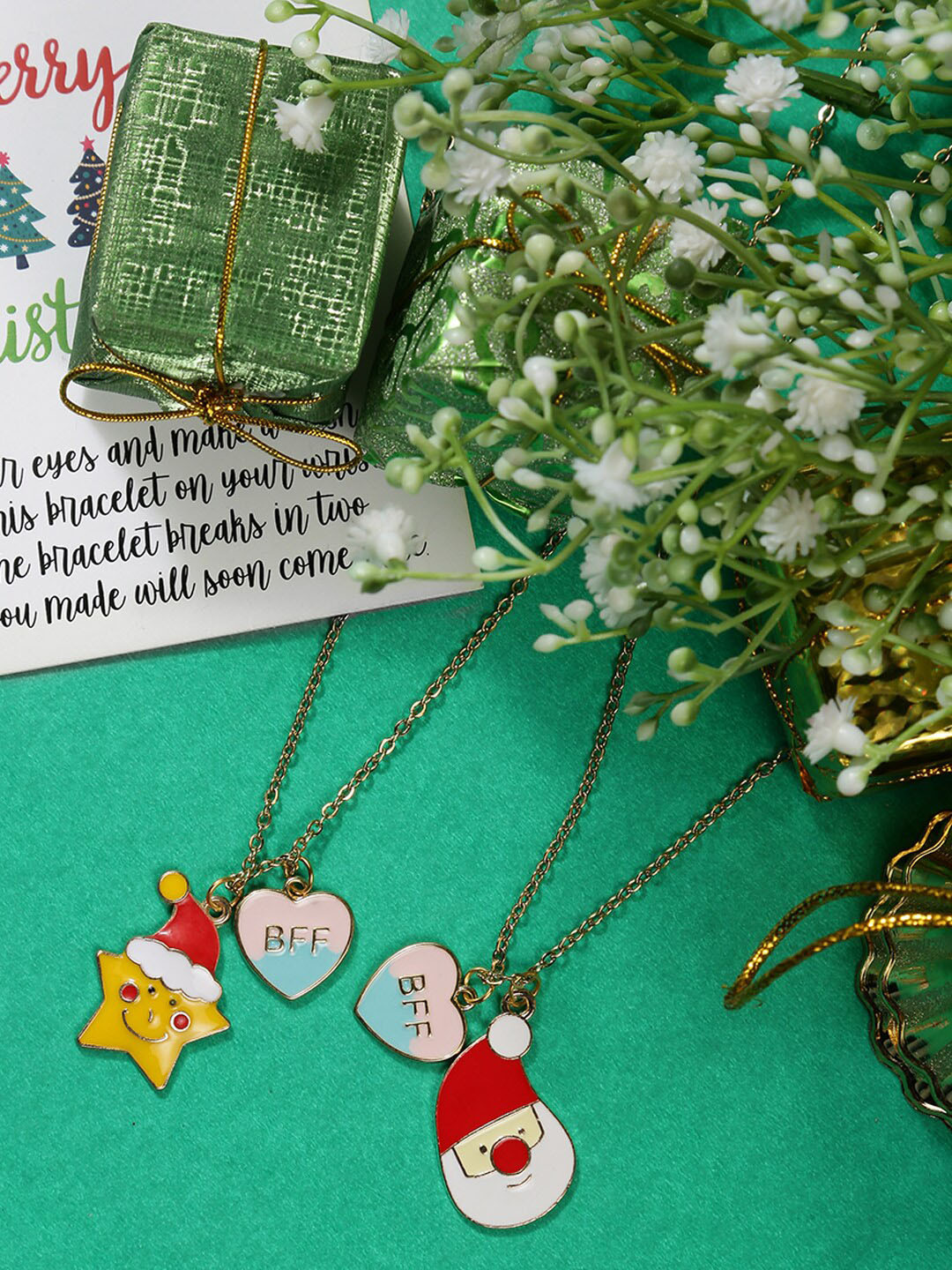 EL REGALO Alloy Gold-Plated Christmas Lobster Closure Necklace