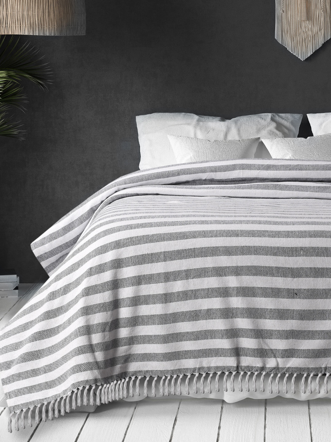 SASHAA WORLD White & Grey Striped Cotton Throws