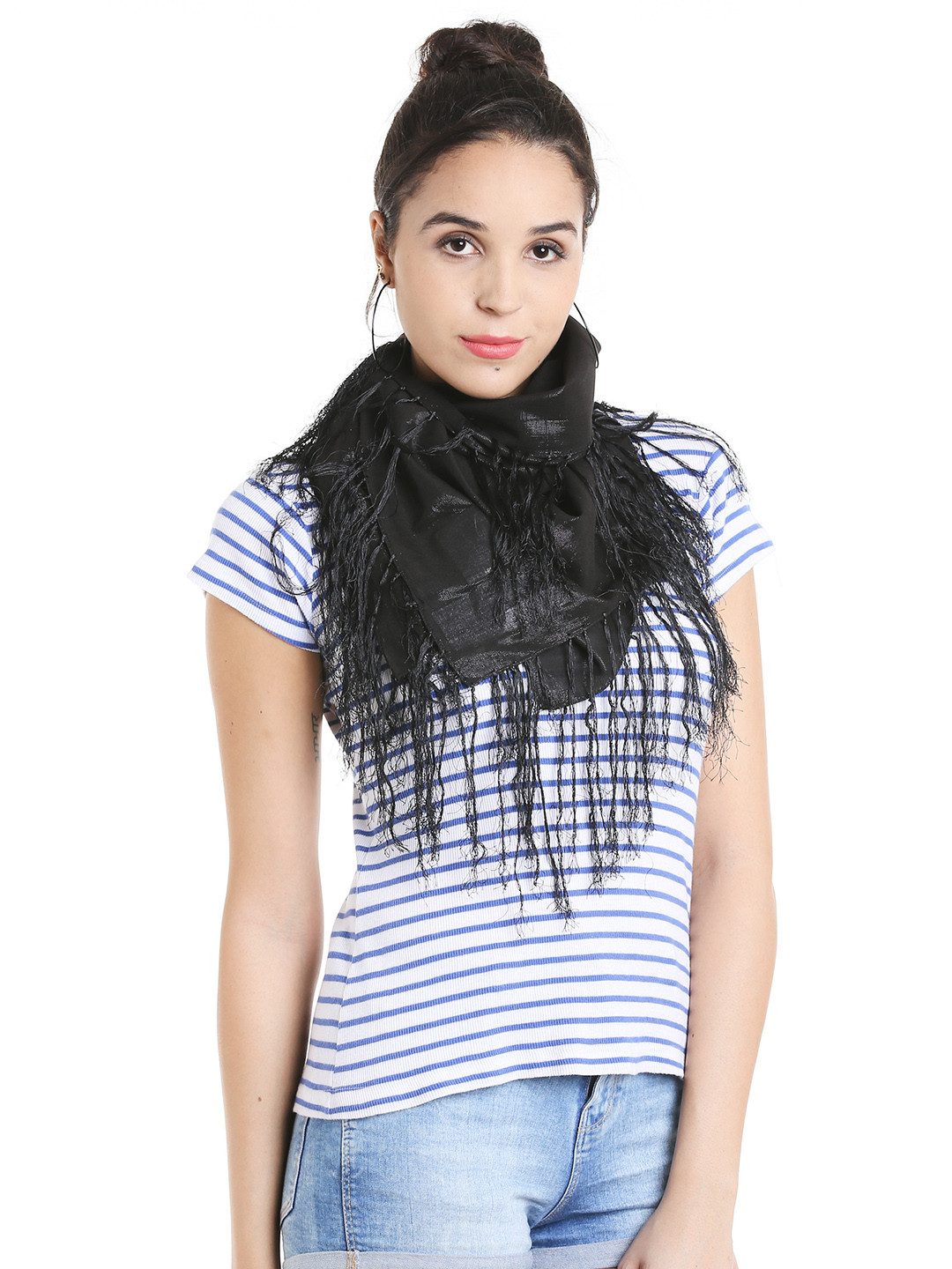 Noi Black Scarf