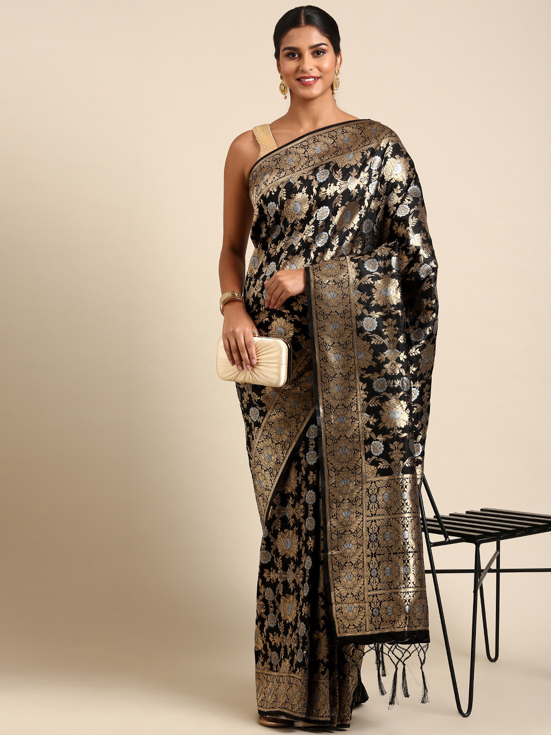 Royal Rajgharana Saree Floral Silk Blend Banarasi Sarees