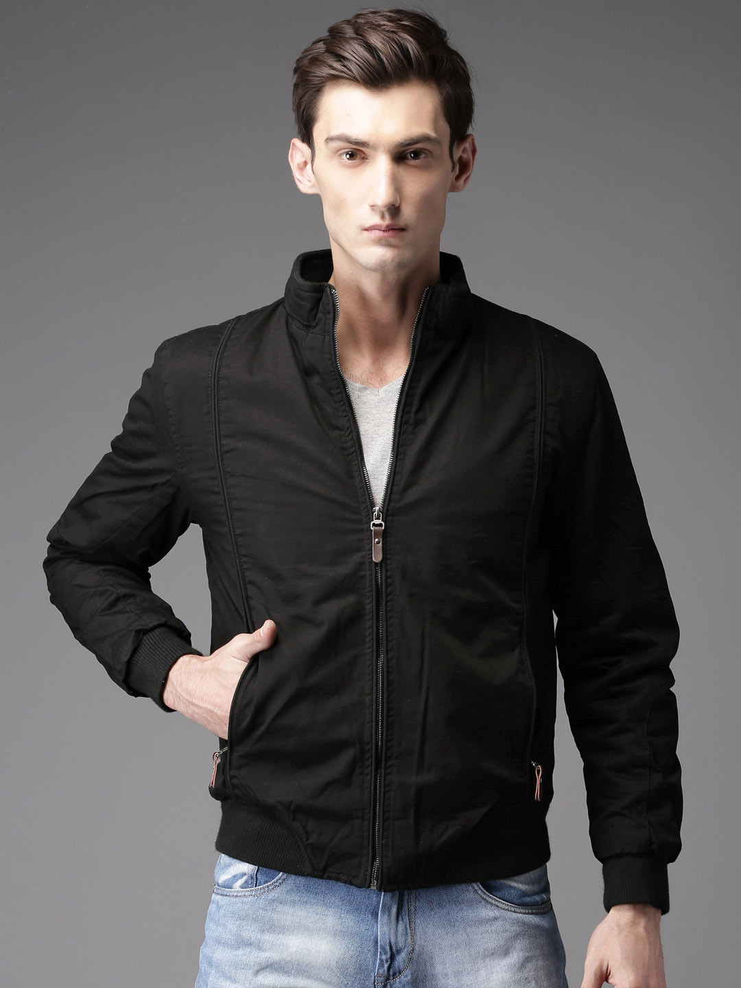 Buy HERE\u0026NOW Men Black Solid Padded 