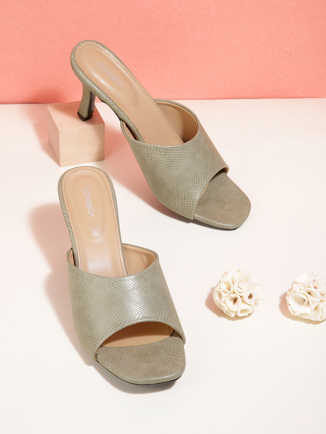 CORSICA Textured Slim Heels
