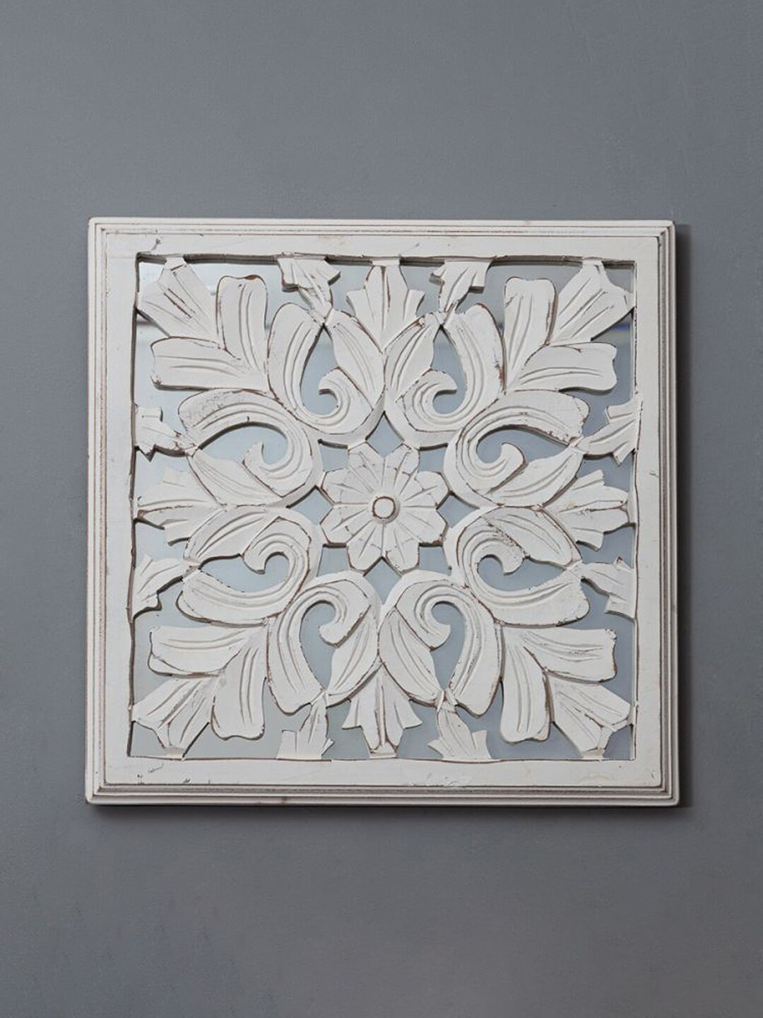 CASA DECOR Floret Upright White Textured Wall Decor