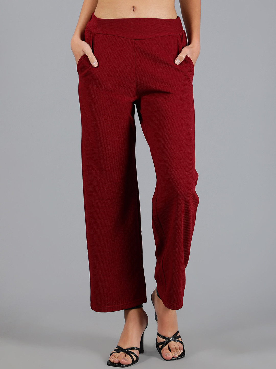 NEUDIS Women Relaxed Parallel Trousers