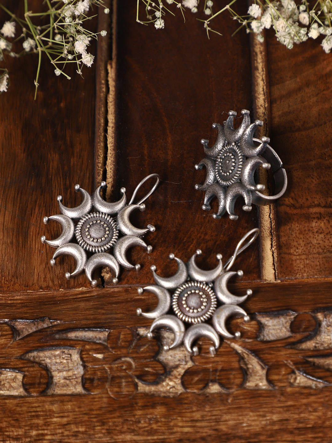 VENI Oxidised Silver-Plated Star Fish Shaped Jewellery Set