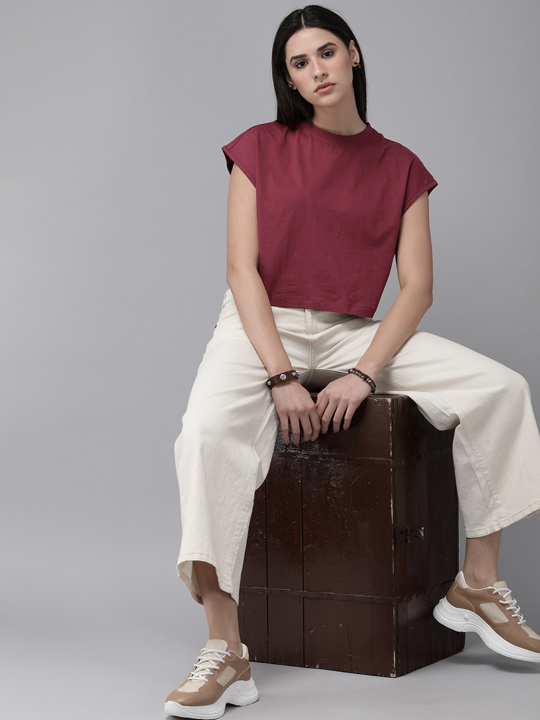 Roadster Women Solid Boxy Crop T-shirt